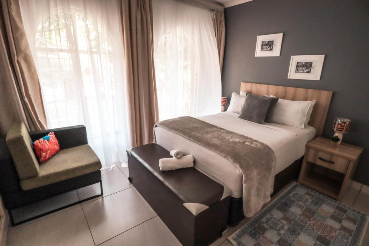Menlyn Maine: The Exquisite Lunette Pretoria-Noord Exteriör bild